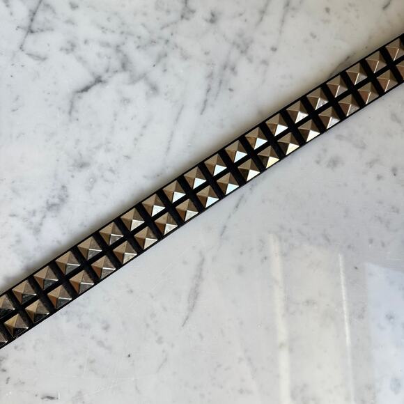 Studded Leather Black Belt - Unisex Medium - Punk Pyramid Silver Studs - Picture 12 of 15
